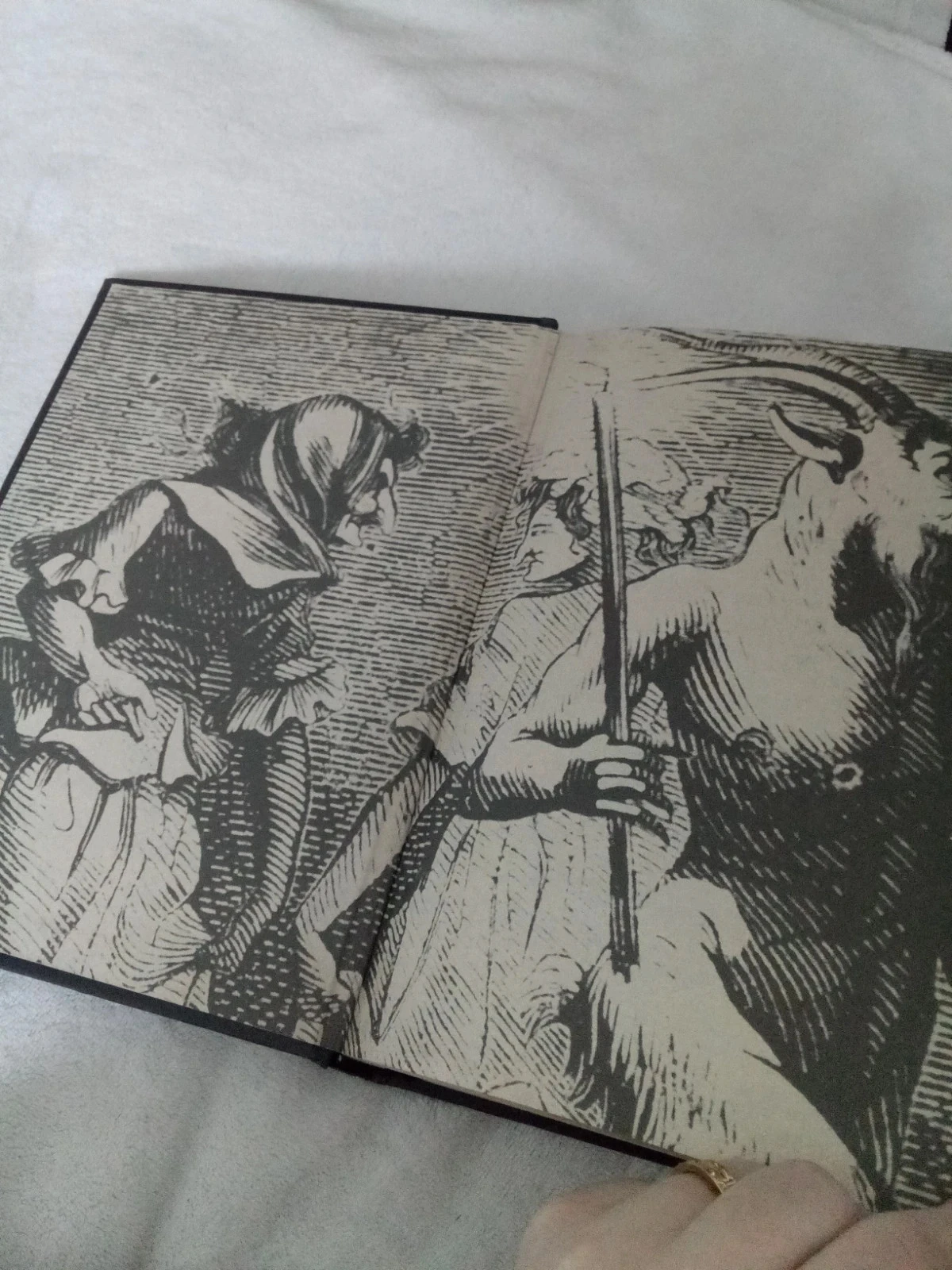 O livro negro da bruxa invocar os demônios – photo 4